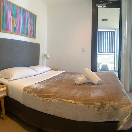 Beach Residences 2-Br River View ゴールドコースト エクステリア 写真