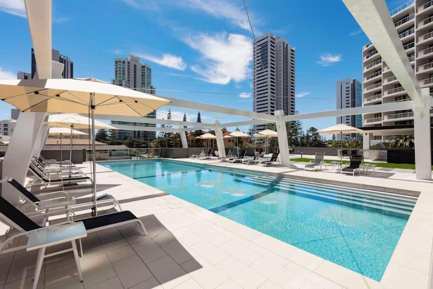Beach Residences 2-Br River View ゴールドコースト エクステリア 写真